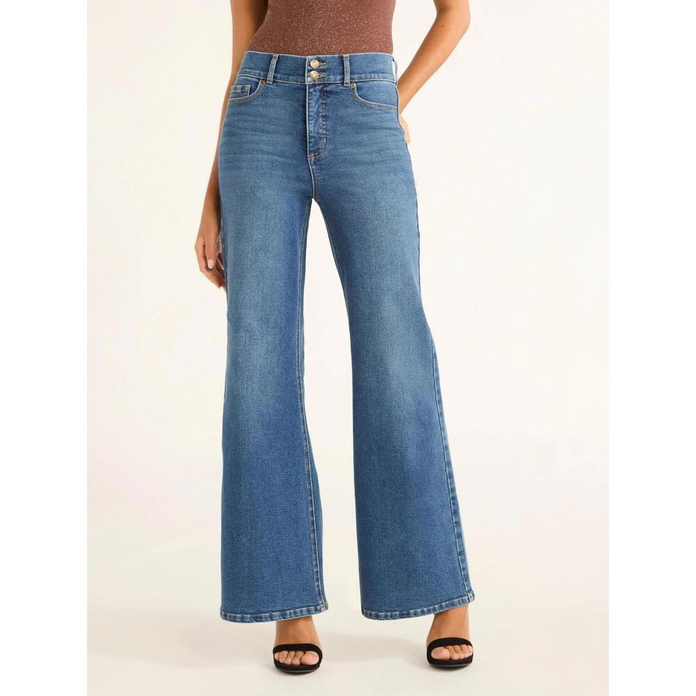 Sofia by Sofia Vergara Women's Margot Wide Leg Super High Rise Jeans | Size 2
